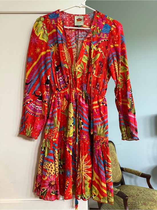 FARM Rio Dresses & Skirts - FARM Rio Vibrant Red Multicolor Printed V-Neck Tiered Dress